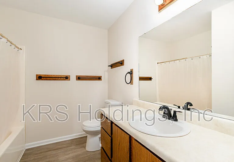 2519 Hitchcock Dr — Photo 8