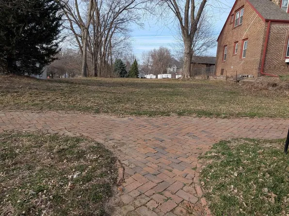 1212 1st Ave, Nebraska City, NE 68410