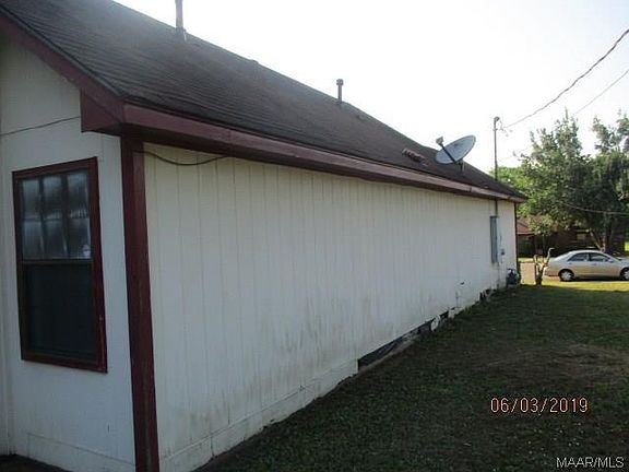 2nd image of 3248 Herbert Dr