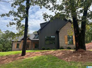 147 Estates Club Dr, Pell City, AL 35128