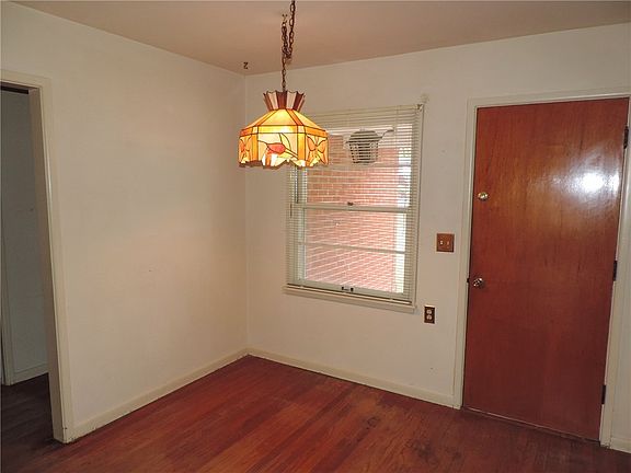 Dining room/back door.