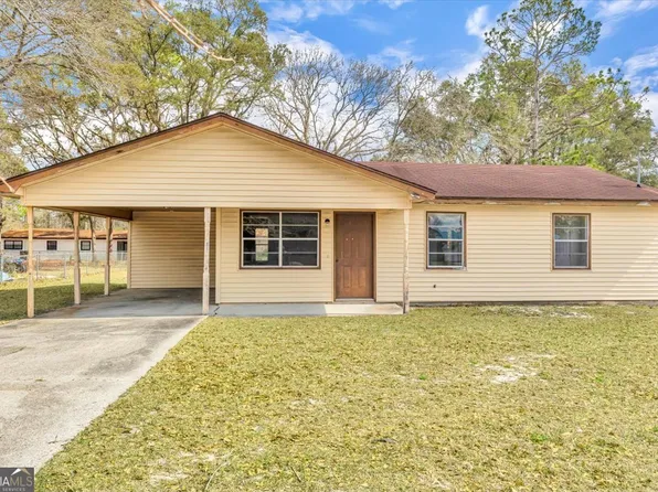 1108 Mary Ann Dr, Hinesville, GA 31313