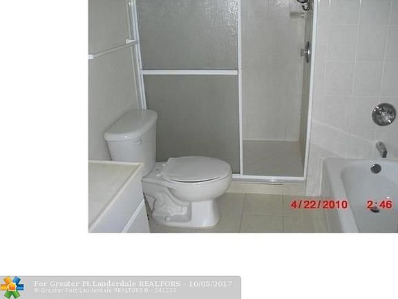 5th image of 5411 NE 18th Ave APT 1