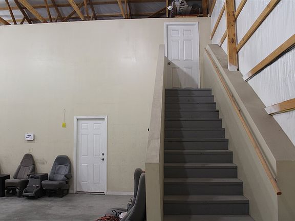 5th image of 11600 E 53rd St N