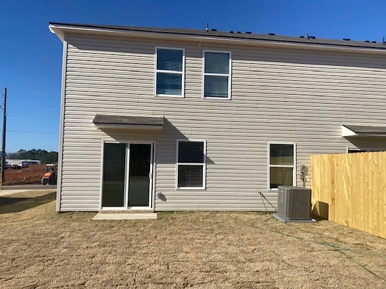 152 Marina Dr — Photo 6