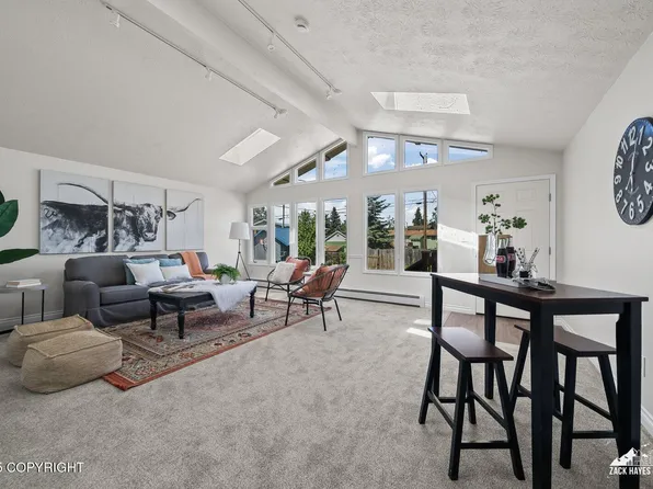 2105 W 47th Ave, Anchorage, AK 99517