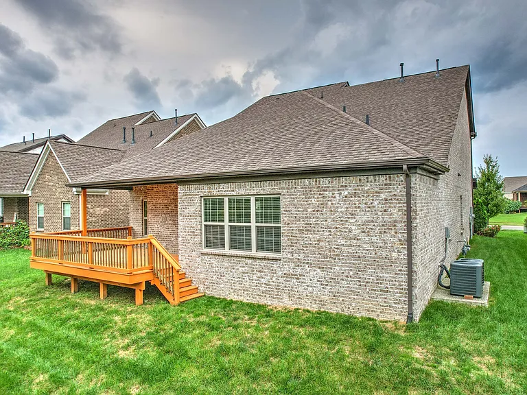 6043 Headwaters Dr — Photo 37