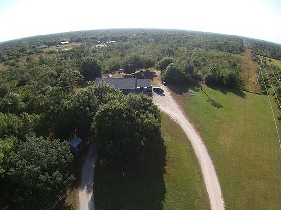 2nd image of 29175 Palm Shores Blvd