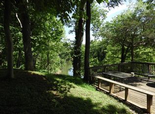 1114 River Ct APT B, Charlottesville, VA 22901