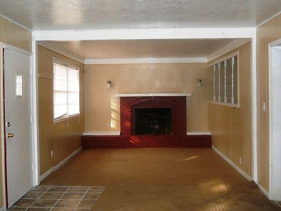 4th image of 11009 Bennington Ave