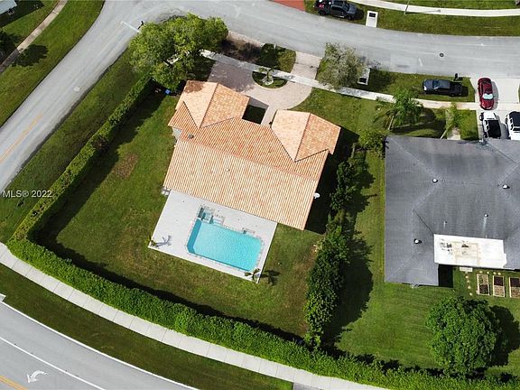 4th image of 448 Sailboat Cir