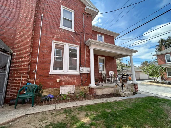 23 N Poplar St #101, Elizabethtown, PA 17022
