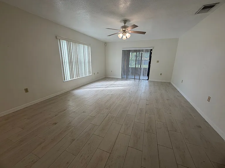 608 Antelope Ln — Photo 10
