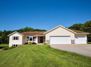 W5143 Hale Ct, Holmen, WI 54636