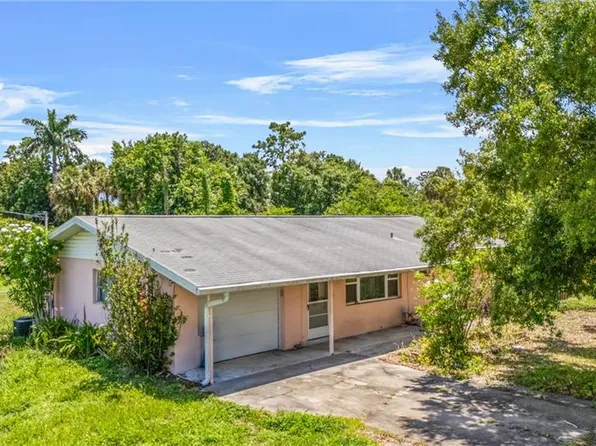 195 Jane ST, NORTH FORT MYERS, FL 33903
