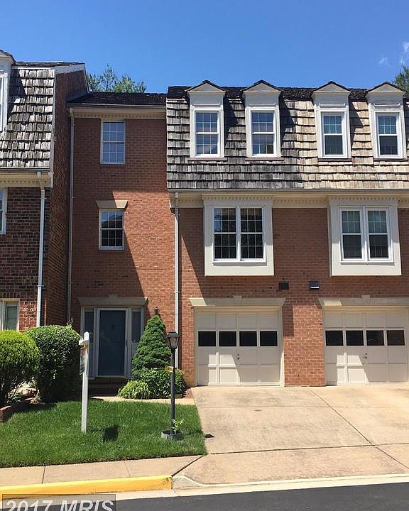 1st image of 2944 Oakborough Sq
