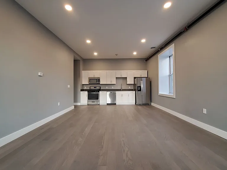 122 Remsen St — Photo 19