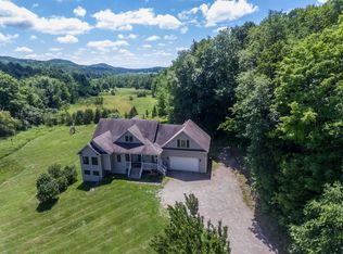306 Juniper Ln, Monkton, VT 05469