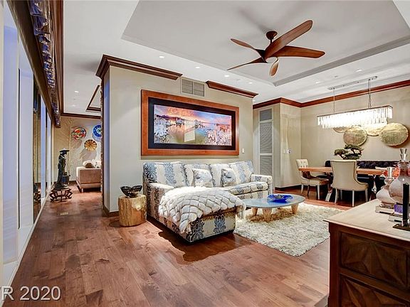 4th image of 3750 Las Vegas Blvd S