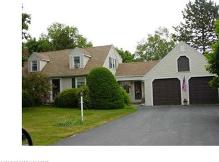 6 Linda St, Cumberland, ME 04021