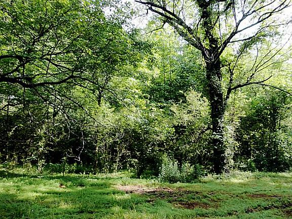 2nd image of 3601 Gillsville Hwy