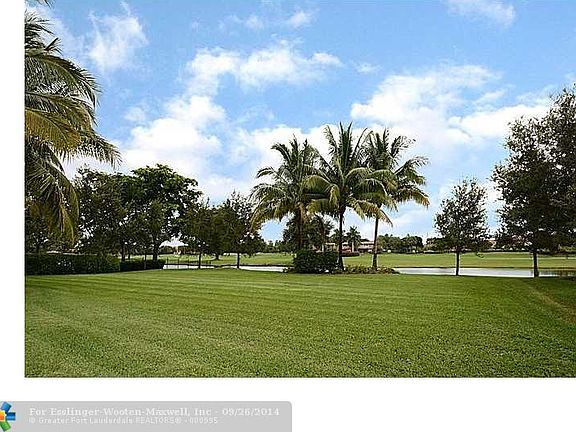 Beautiful home in Lago Mar Country Club!