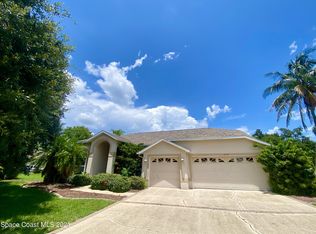 1240 Mercedes Dr, Merritt Island, FL 32952