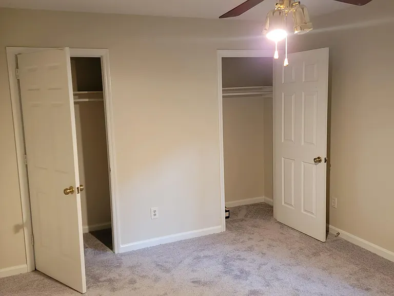 411 Woodsman Ct — Photo 11