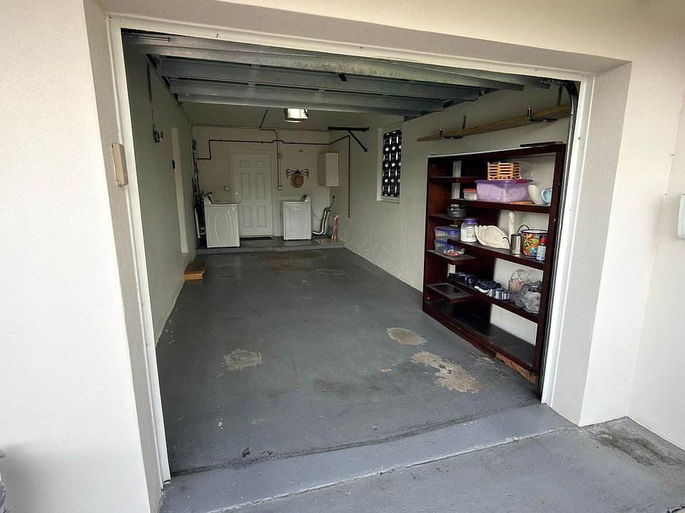 1st image of 620 NE 24th St #620