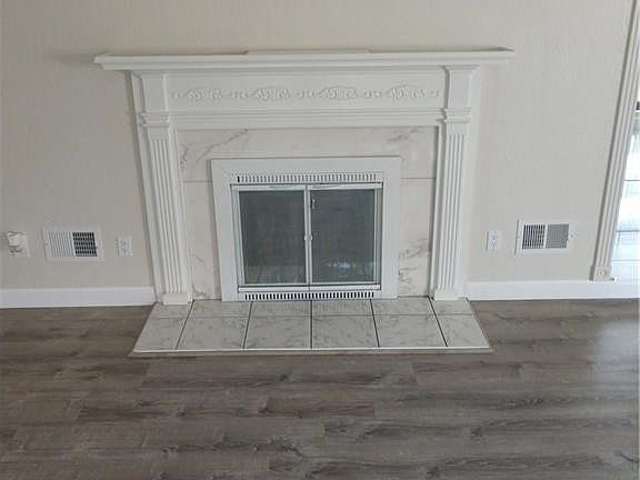 3rd image of 4146 Arnelle Dr