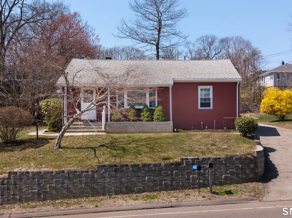90 Marshall Lane, Derby, CT 06418