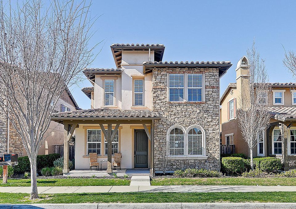1st image of 5629 Tan Oak Dr