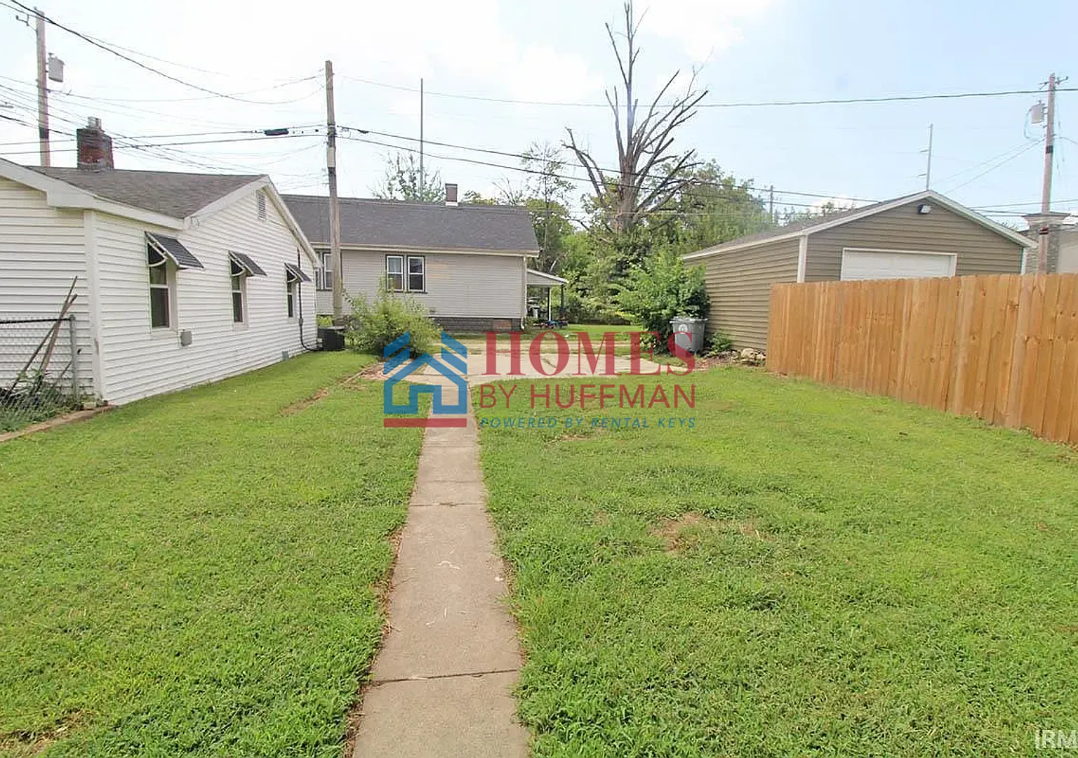 Two Bedroom House — Photo 3