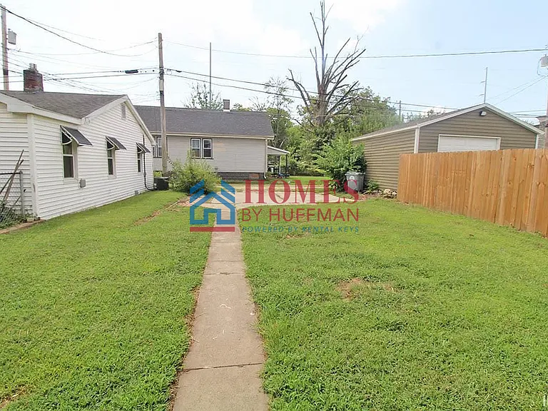 1263 Washington Ave — Photo 3