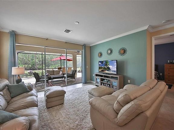 3rd image of 10710 Cetrella Dr