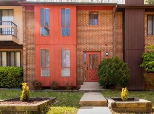 17 Briardale Ct, Rockville, MD 20855