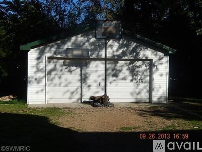 2nd image of 1308 Princeton Ave