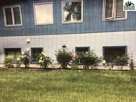 2nd image of 336 Baranof Ave