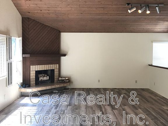 3rd image of 2112.5 Pullman Ln
