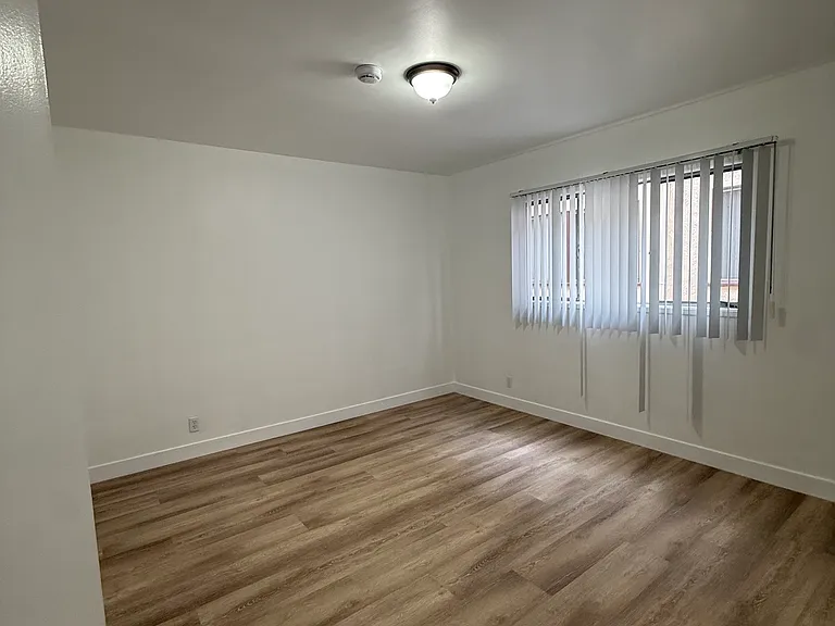 3549 S Sepulveda Blvd #1 — Photo 7