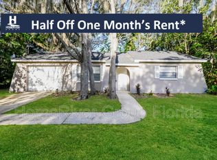 9135 Maynard Ave, New Port Richey, FL 34654