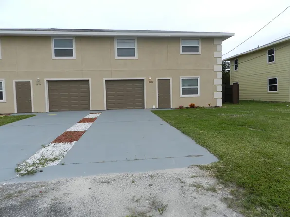 2880 Harson Way, Fort Pierce, FL 34946