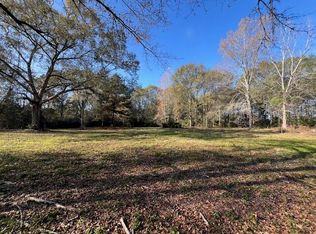 211 Clay St, Ellisville, MS 39437