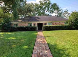 2025 Hanover Cir, Beaumont, TX 77706