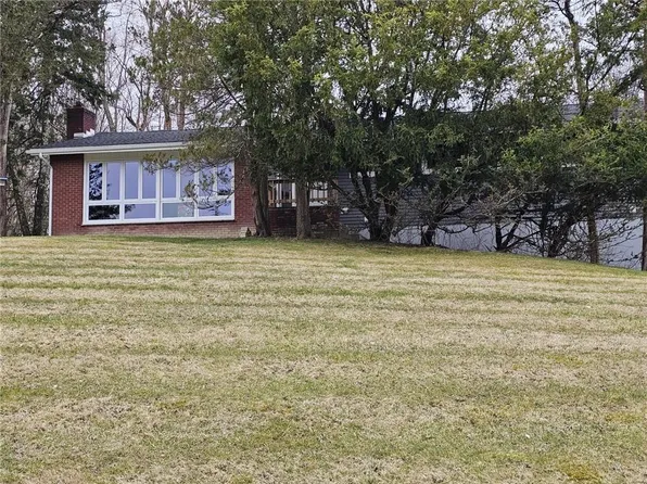 1 High Point Drive, Poughkeepsie, NY 12603
