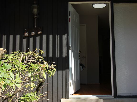 2nd image of 20423 Meadow Pond Pl
