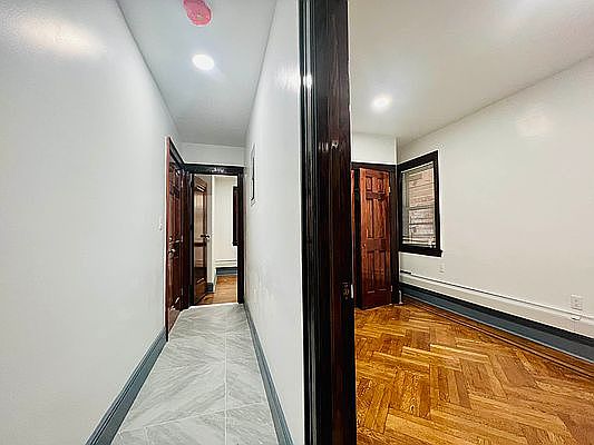 5th image of 40-62 Case St #1