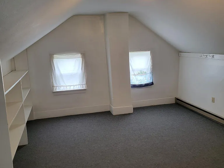133 E Market St #2 — Photo 19