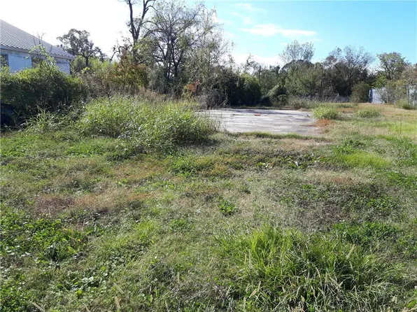 2838 Lee St #9-10, Alexandria, LA 71301