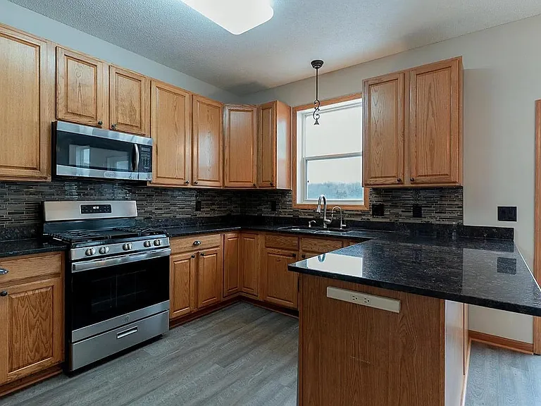 8413 Lobelia Ct — Photo 9